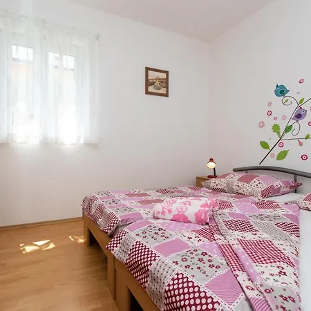 Apartment Katarina *