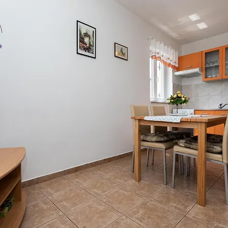 Katarina Apartment *