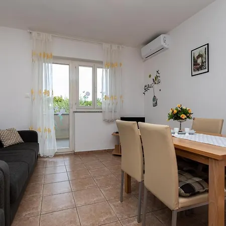 Katarina Apartment Silo (Krk)