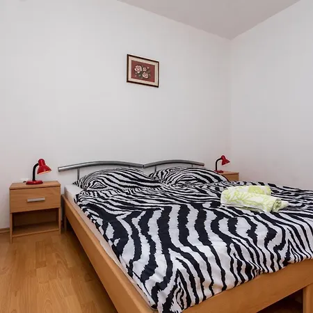 Apartment Katarina *