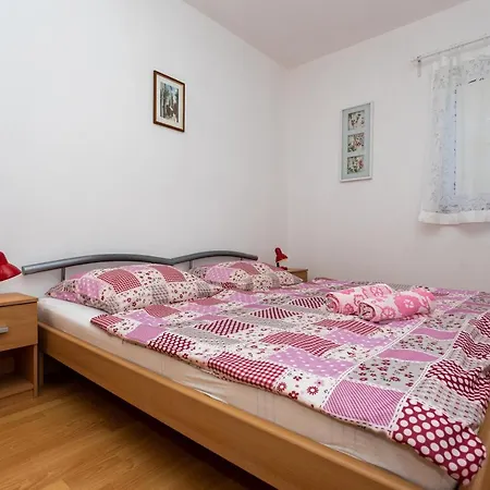 Katarina Apartment *